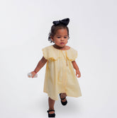 Vestido flor de alba amarillo